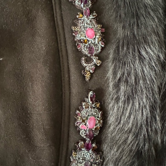 Elie Tahari 100% shearling jacket, dark brown, size M. - Picture 6 of 15